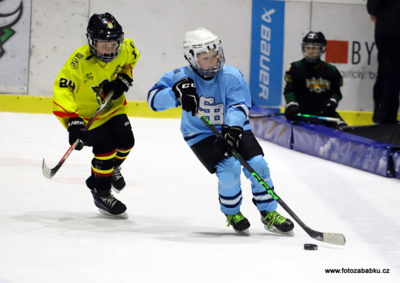 20251212-r2016-NoveZamky